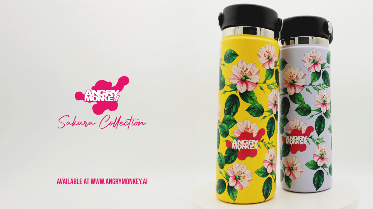 Angry Monkey insulated bottle – keeps drinks hot or cold for hours.